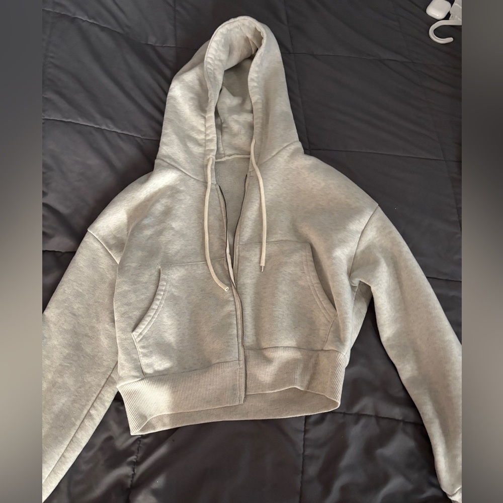 Light Gray Cropped Zip-Up Hoodie